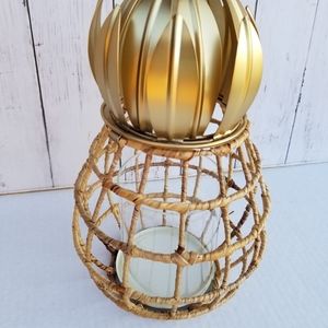 Pineapple candle holder